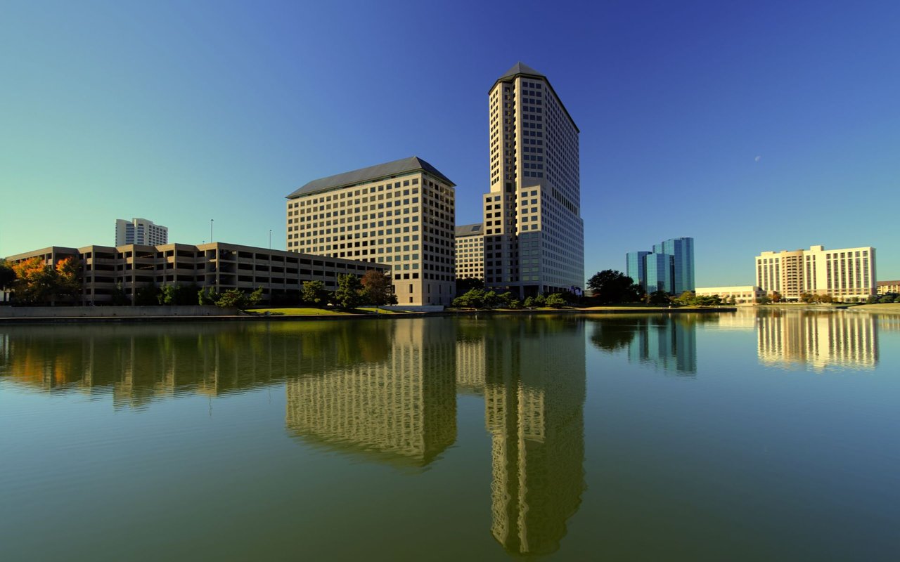 Las Colinas