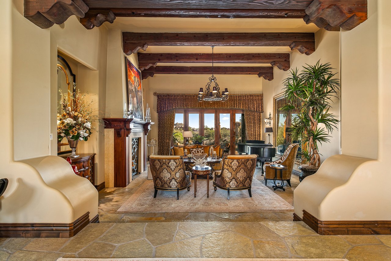 7311 E ARROYO HONDO Road