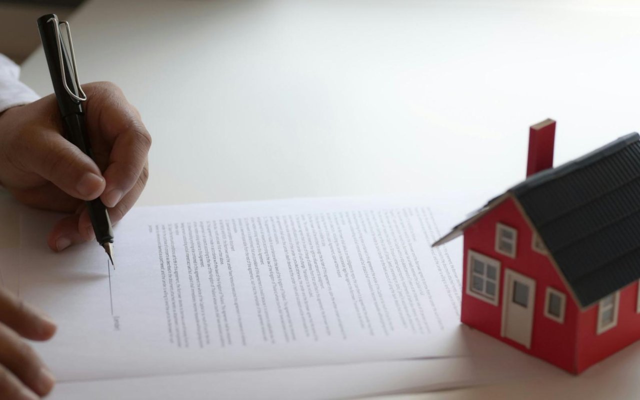 Secrets of Successful Sellers: Insights From Real Estate Experts on Closing Deals