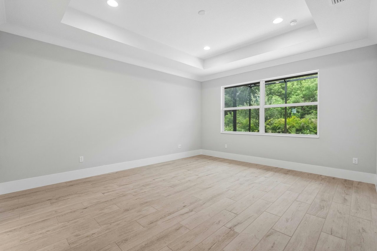 4243 Lucaya Pointe Wy