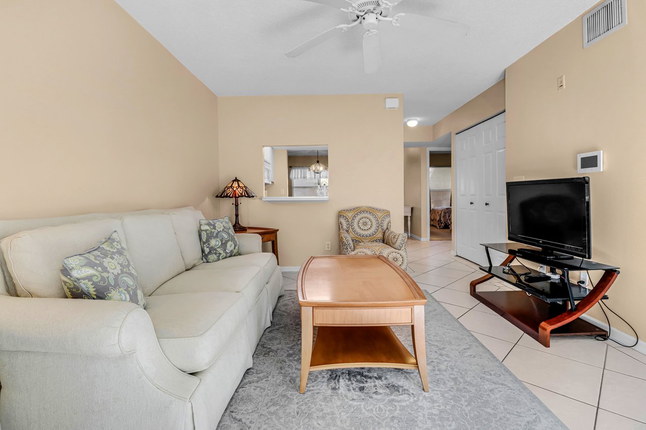 113 Wading Bird CIR # 105 Unit: W-105