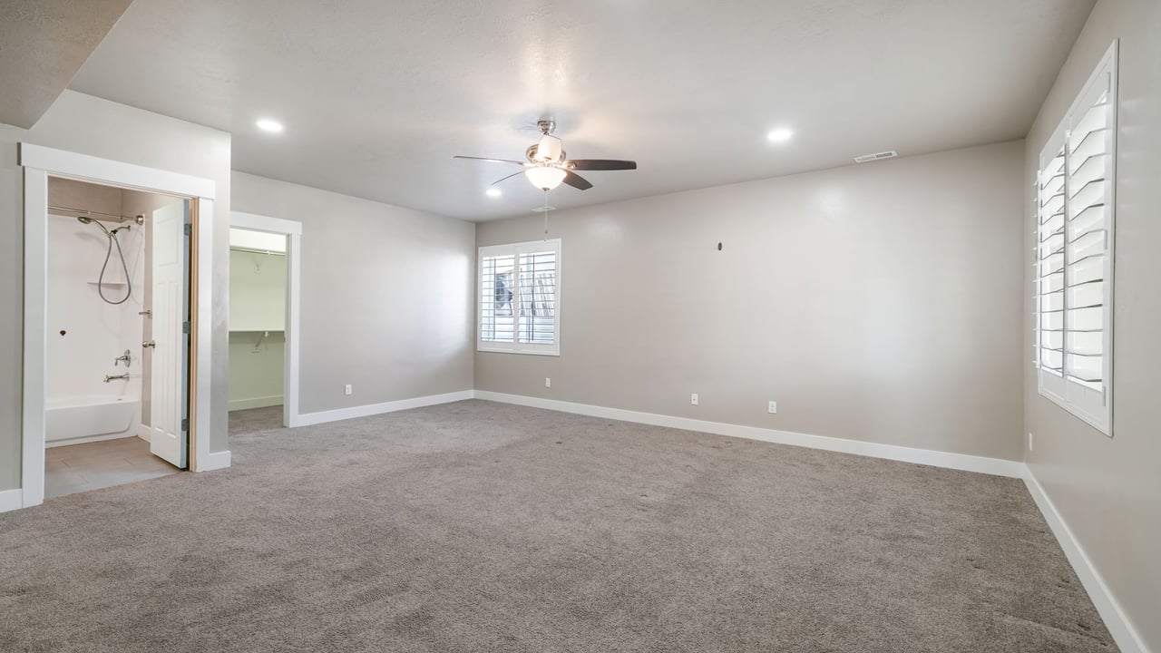 7232 W Luminous Way