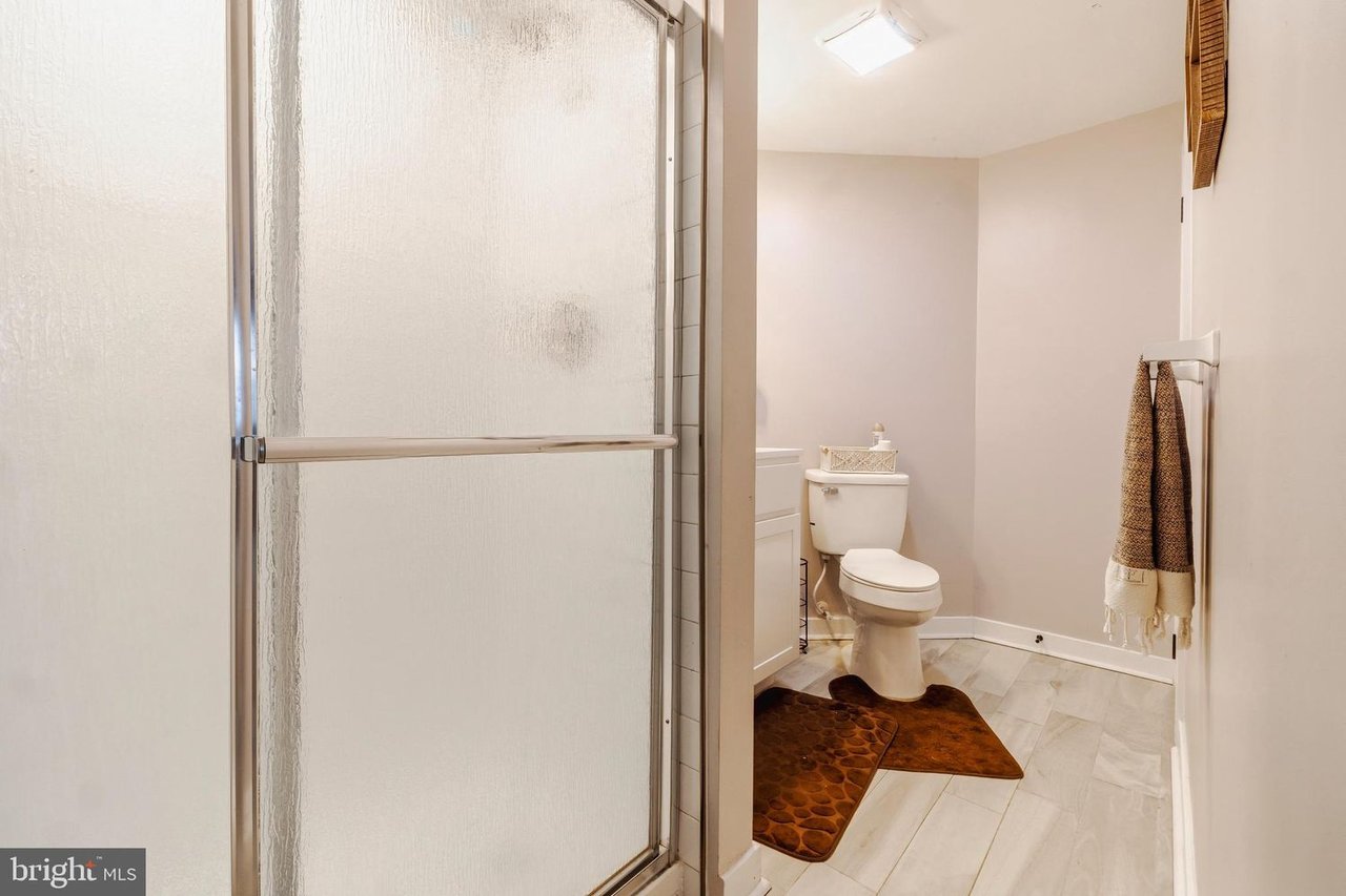 1143 Abbett Ln