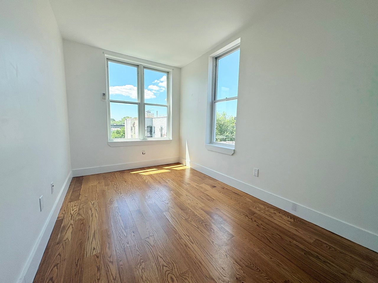 1068 Putnam Avenue 4B