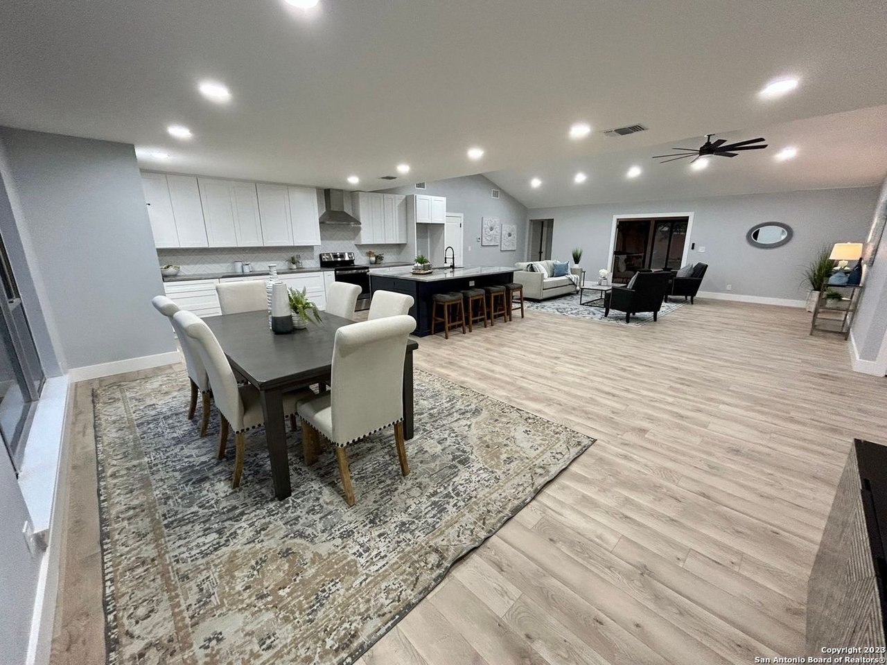 319 Harriett Dr