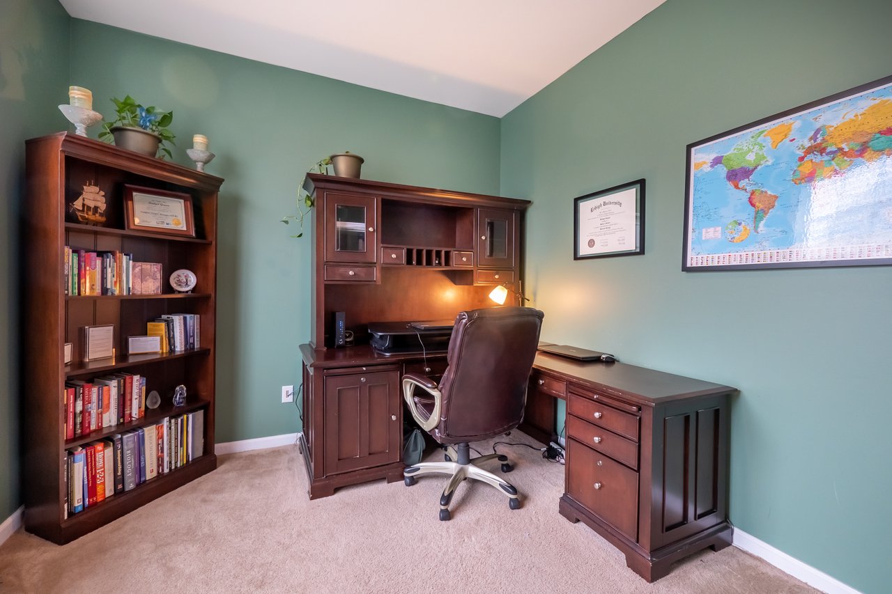 4640 Rolling Ridge Drive
