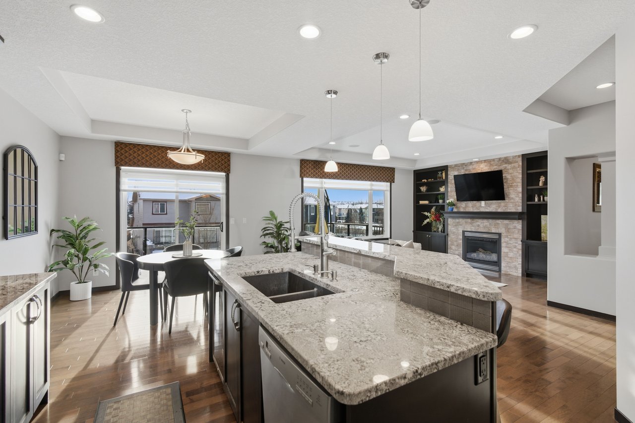 71 Panatella View NW