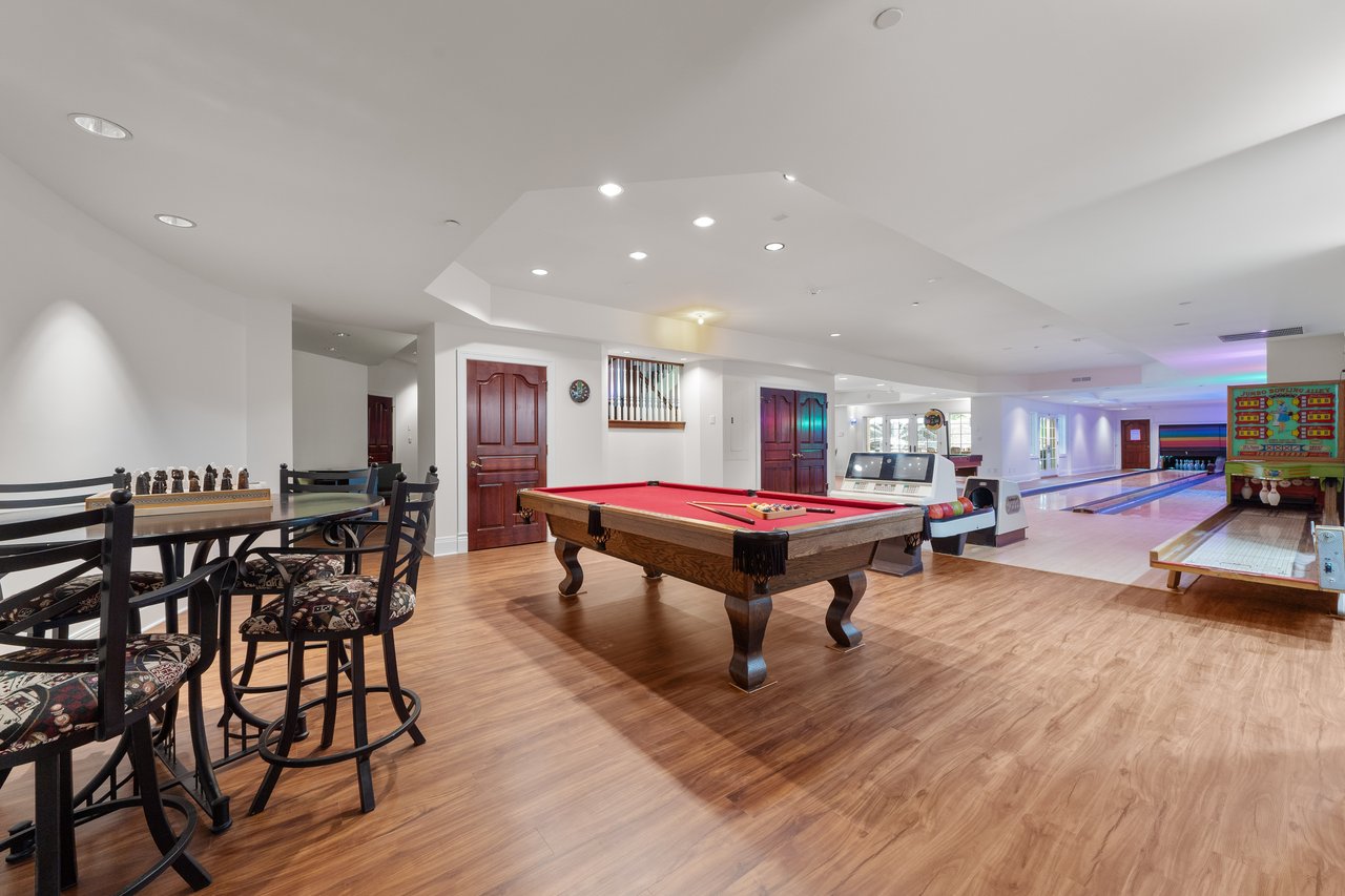 7 Hillside Court