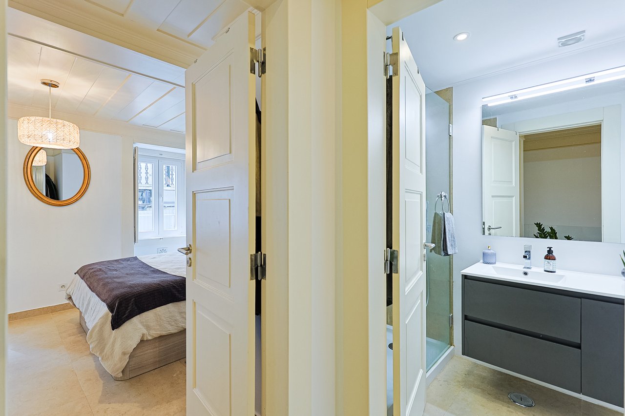 Trendy 1-Bedroom Duplex with Private Terrace in Lisbon’s Historic Heart