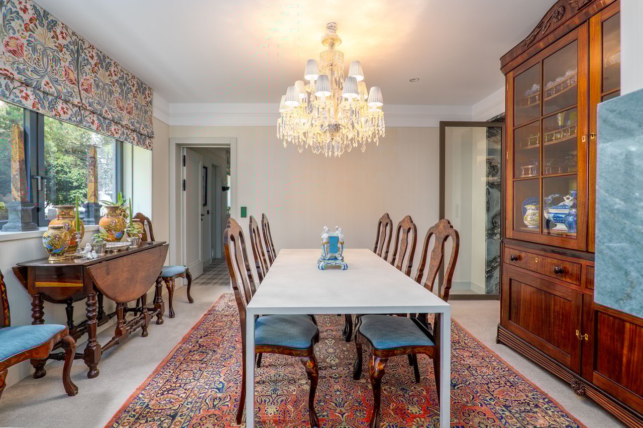 Exceptional Fully Renovated 2+1 Bedroom Apartment in Boavista, Porto