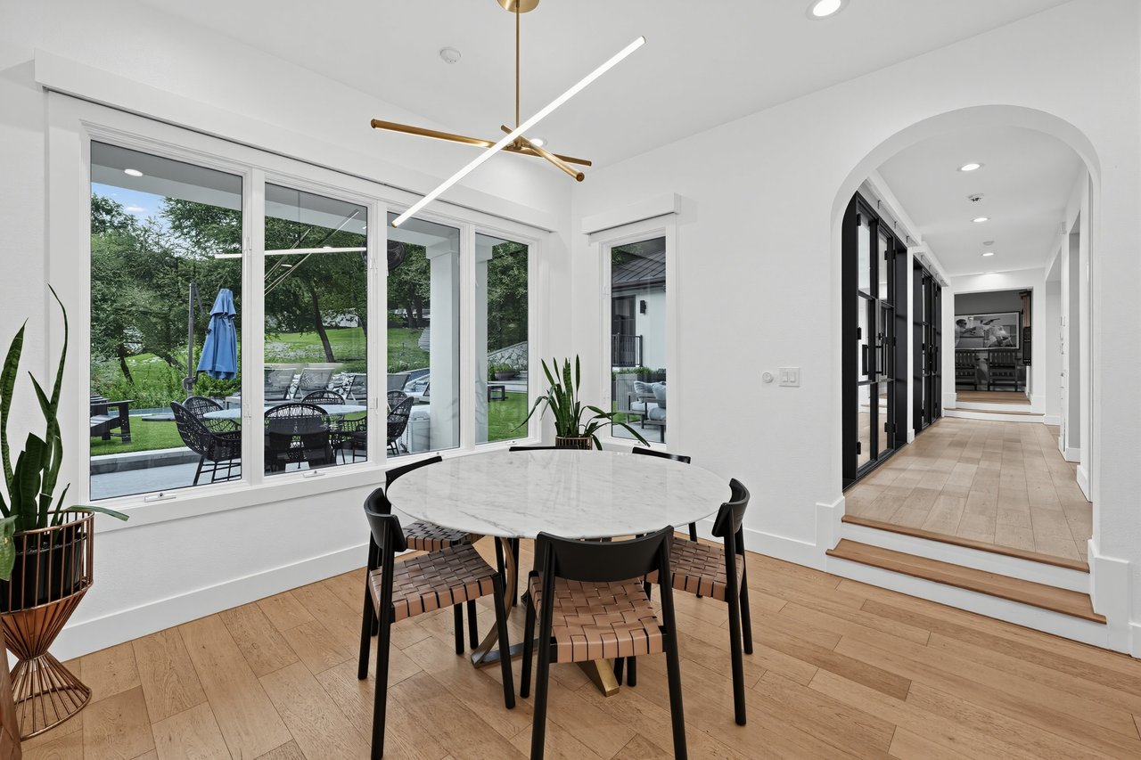 THE CANOPY 3.3 private acres in the heart of West Lake Hills.