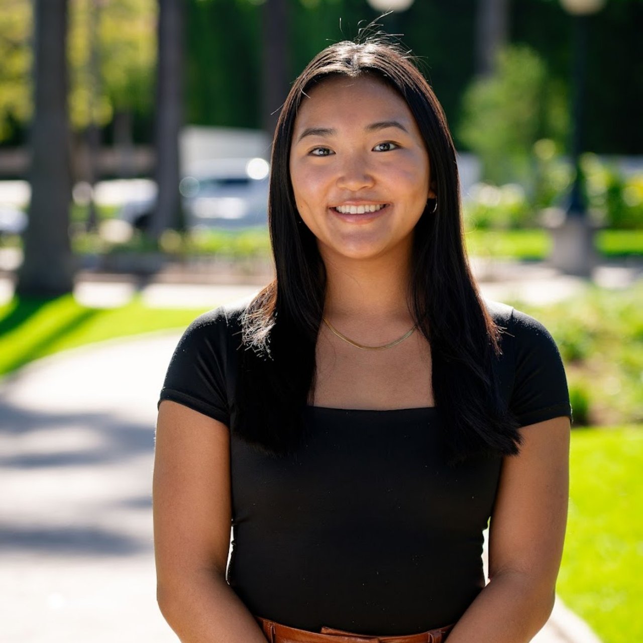 Halle Katz Beverly Hills Santa Monica Luxury Real Estate Agent Branded Estates