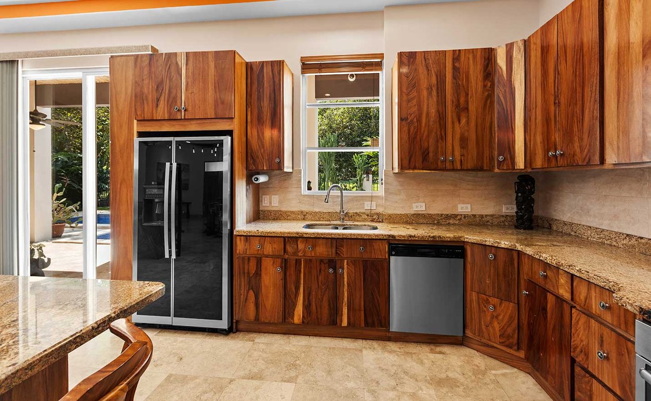 Private Luxury Estate Near Los Sueños Resort & Marina -La Estancia 