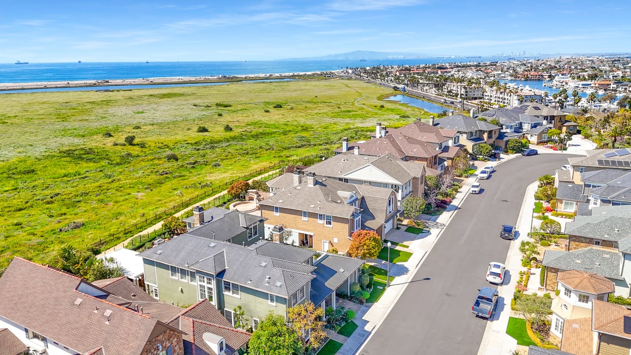 4492 Oceanridge Dr, Huntington Beach