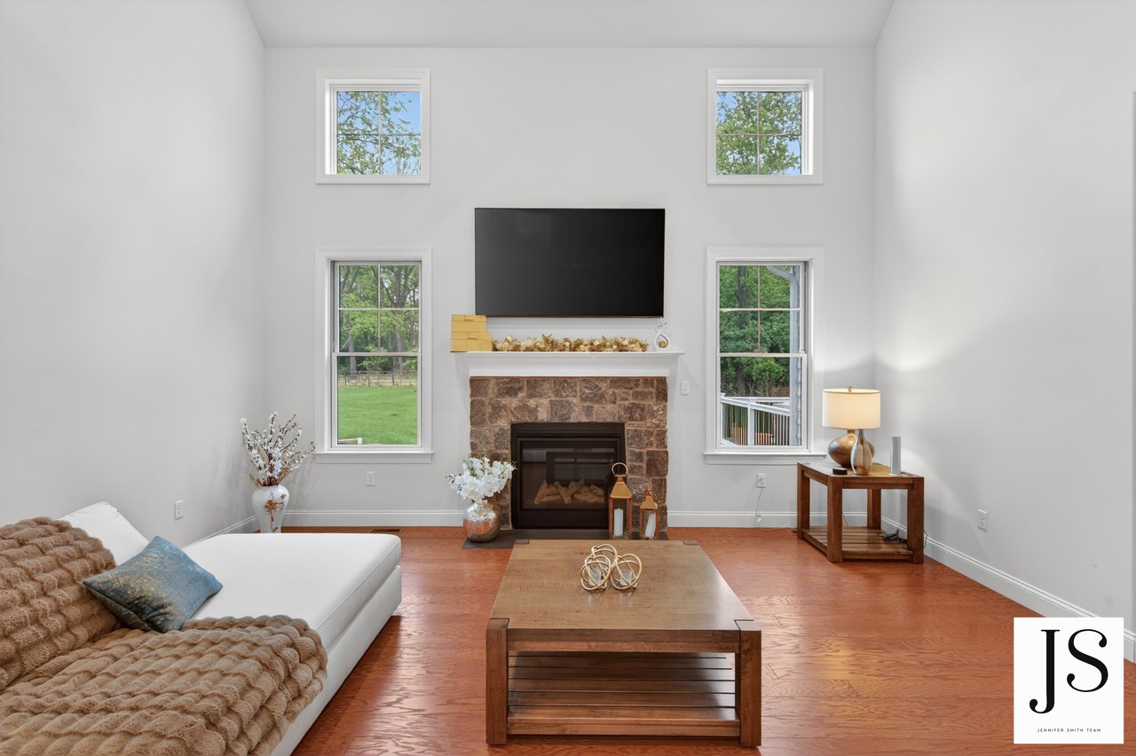 7 Overfield Ln, Glen Mills, PA 19342
