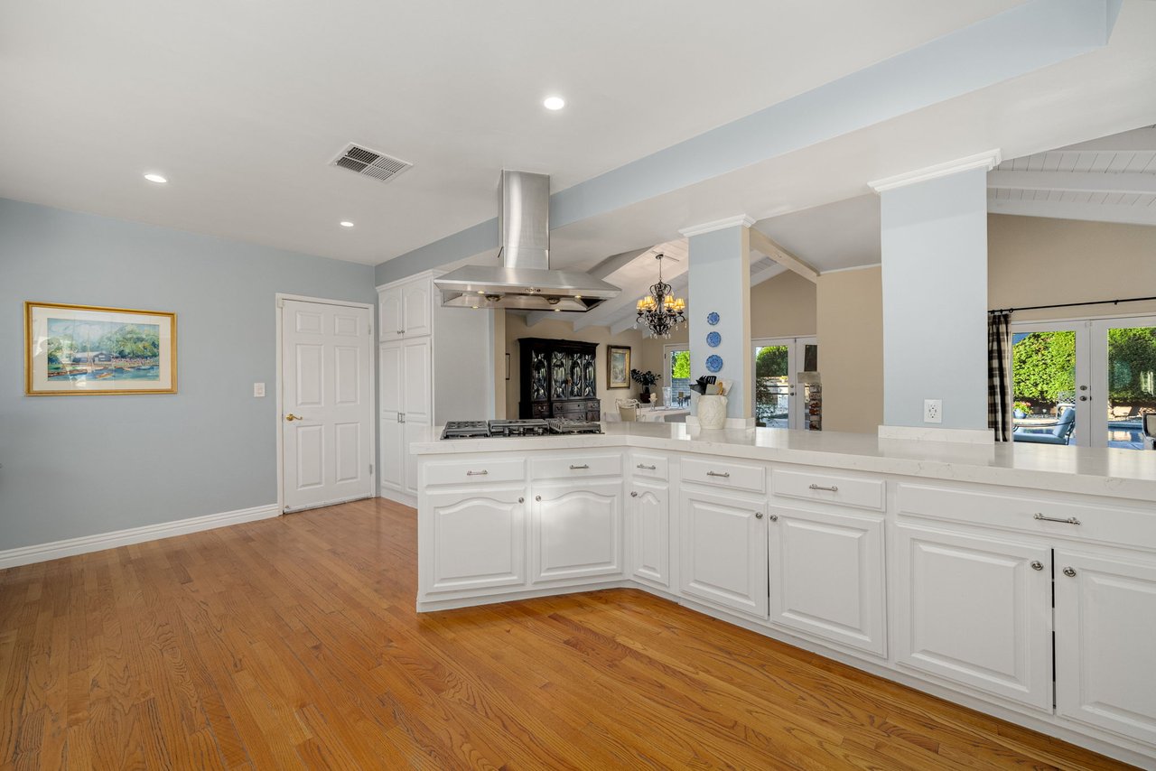 23001 Lita Pl, Woodland Hills, CA 91364