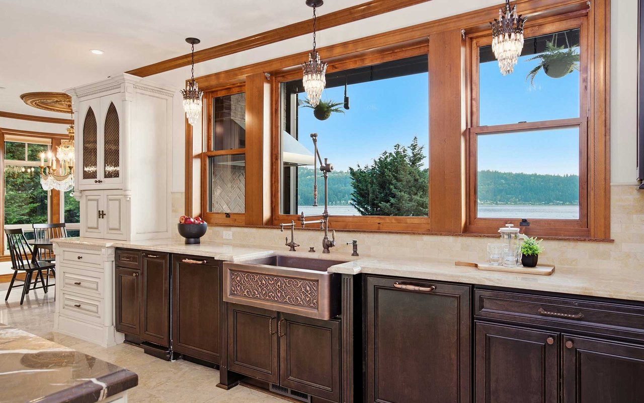 2845 E Lake Sammamish Pkwy SE