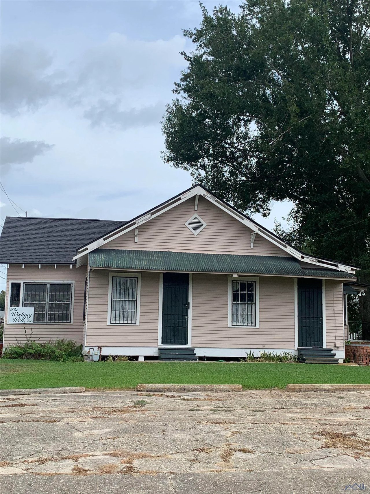 609 Legion Ave