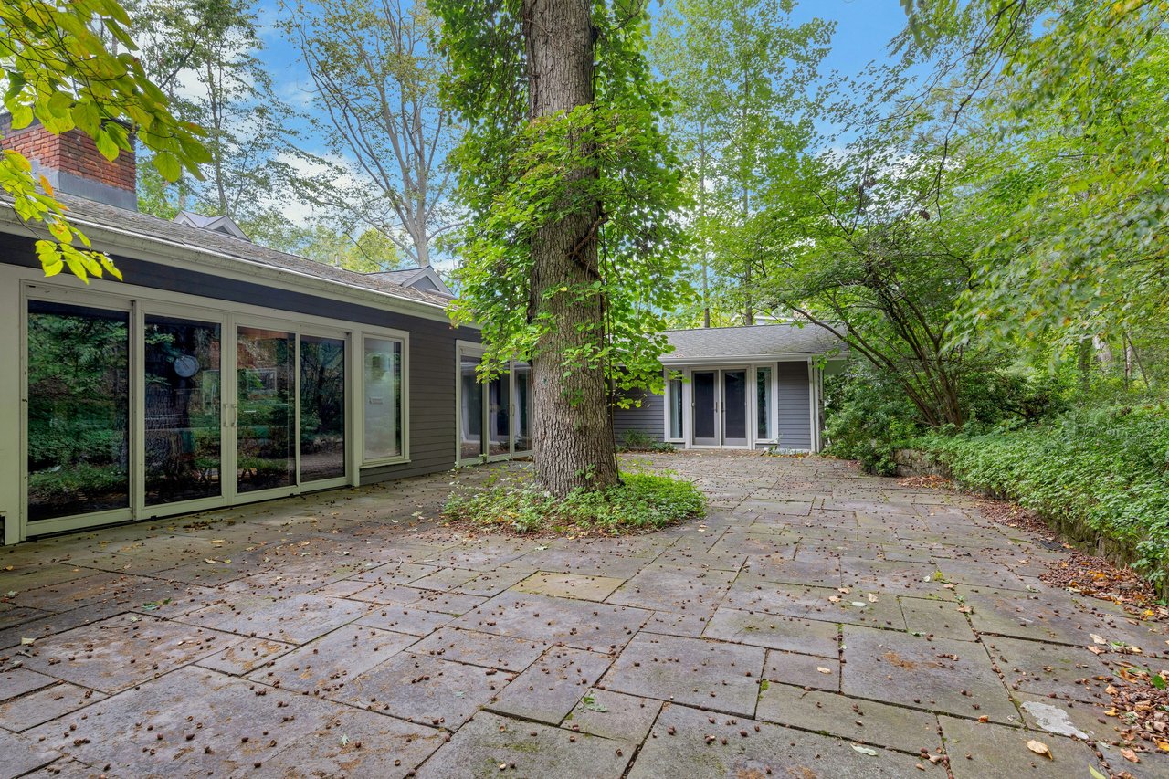 Coveted Harding Township Lake Comunity