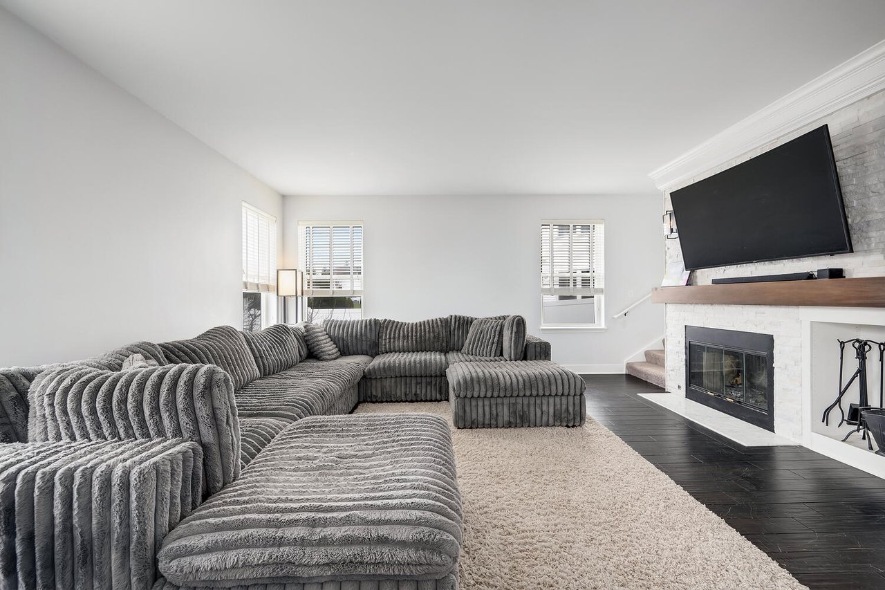 Under Contract in 1 Weekend: 2598 Barnhart St, West Chicago