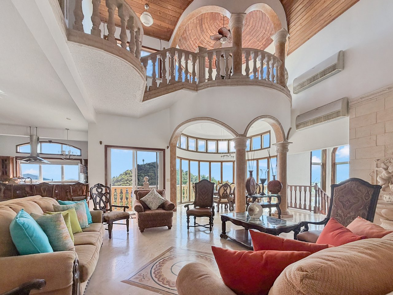 565 Parham Town 7 Bedroom Villa