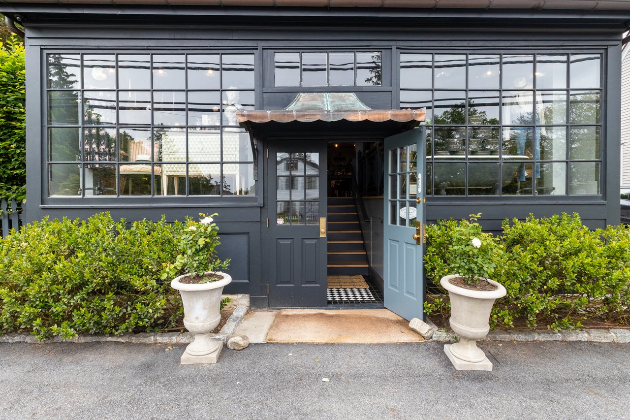 259 Westchester Avenue