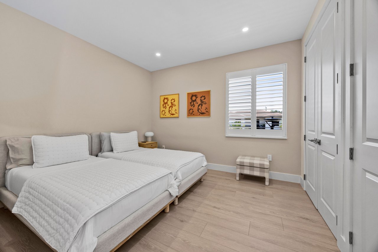 Modern Luxury Living Near Pinecrest