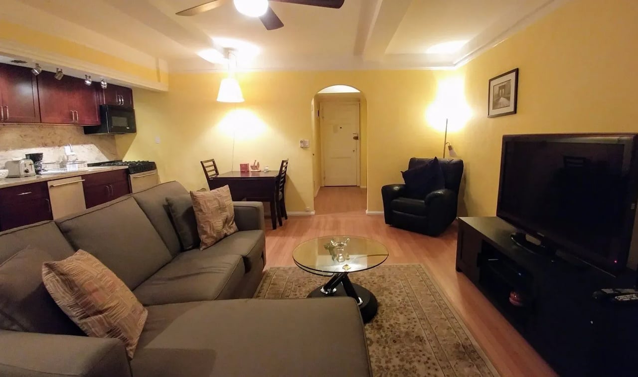 140 East 28th St #1H