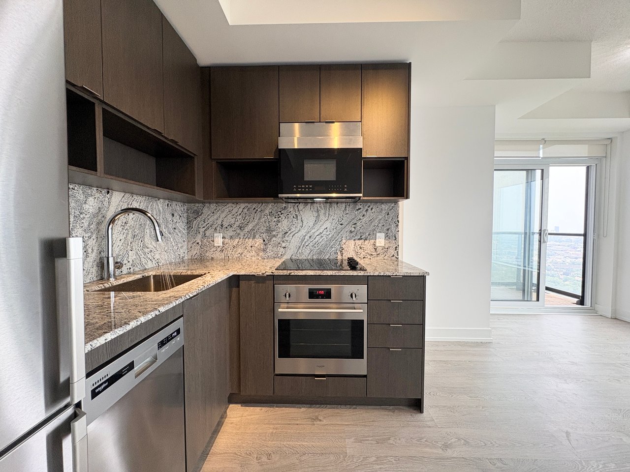 9 Mabelle Avenue, Toronto W08 Unit: 3425