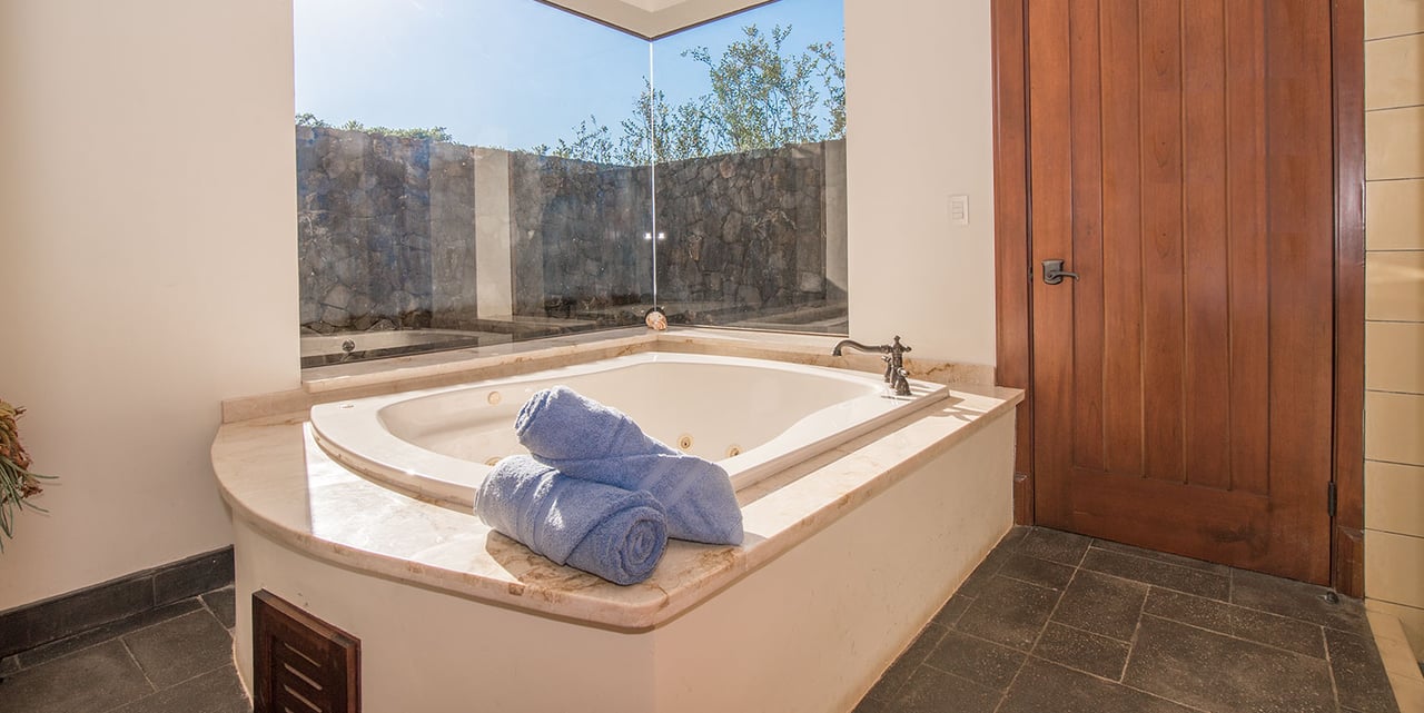 Casa Luna | Neo-Colonial Luxury Residence in Hacienda Pinilla