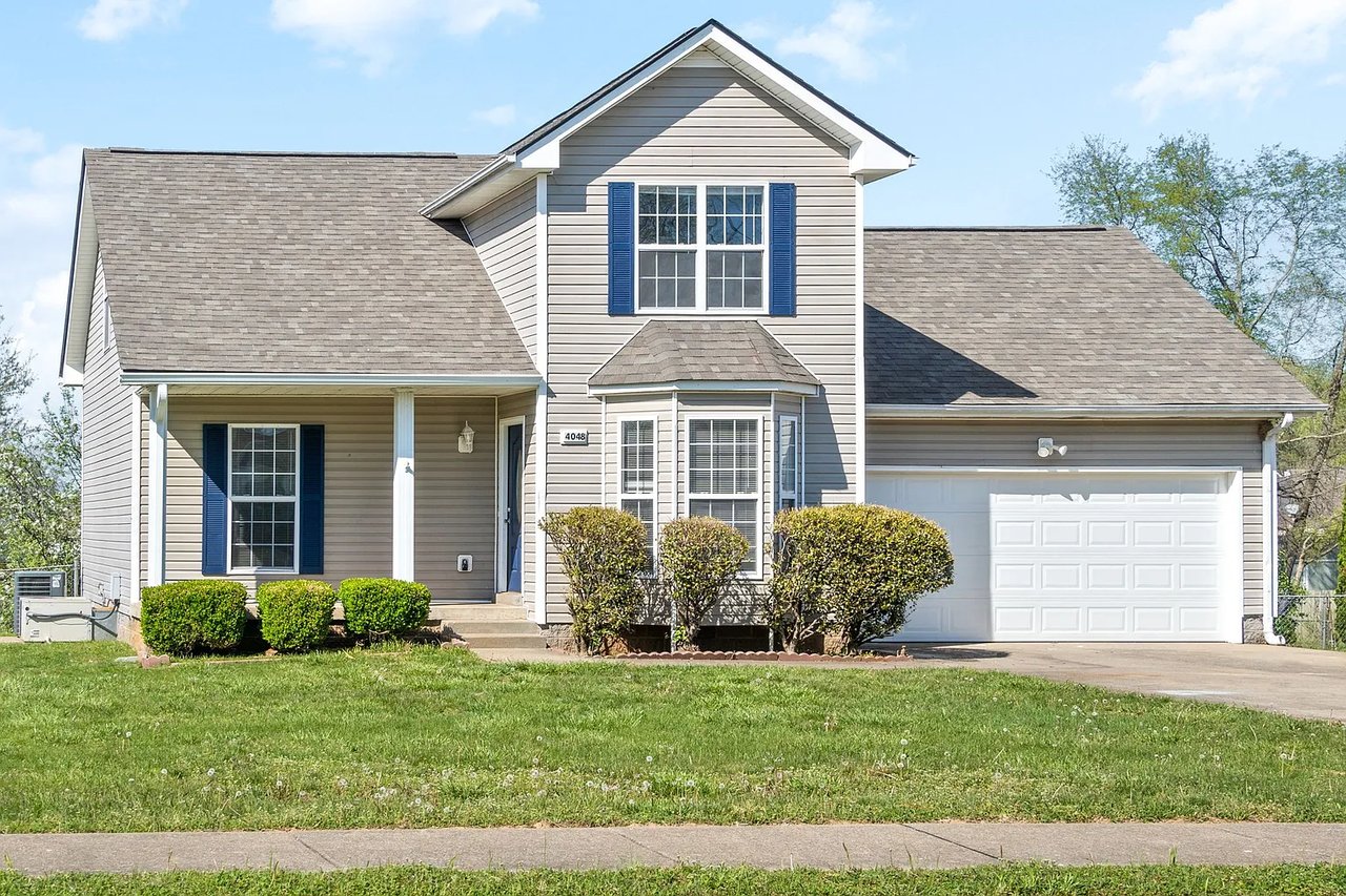 4048 New Grange Cir