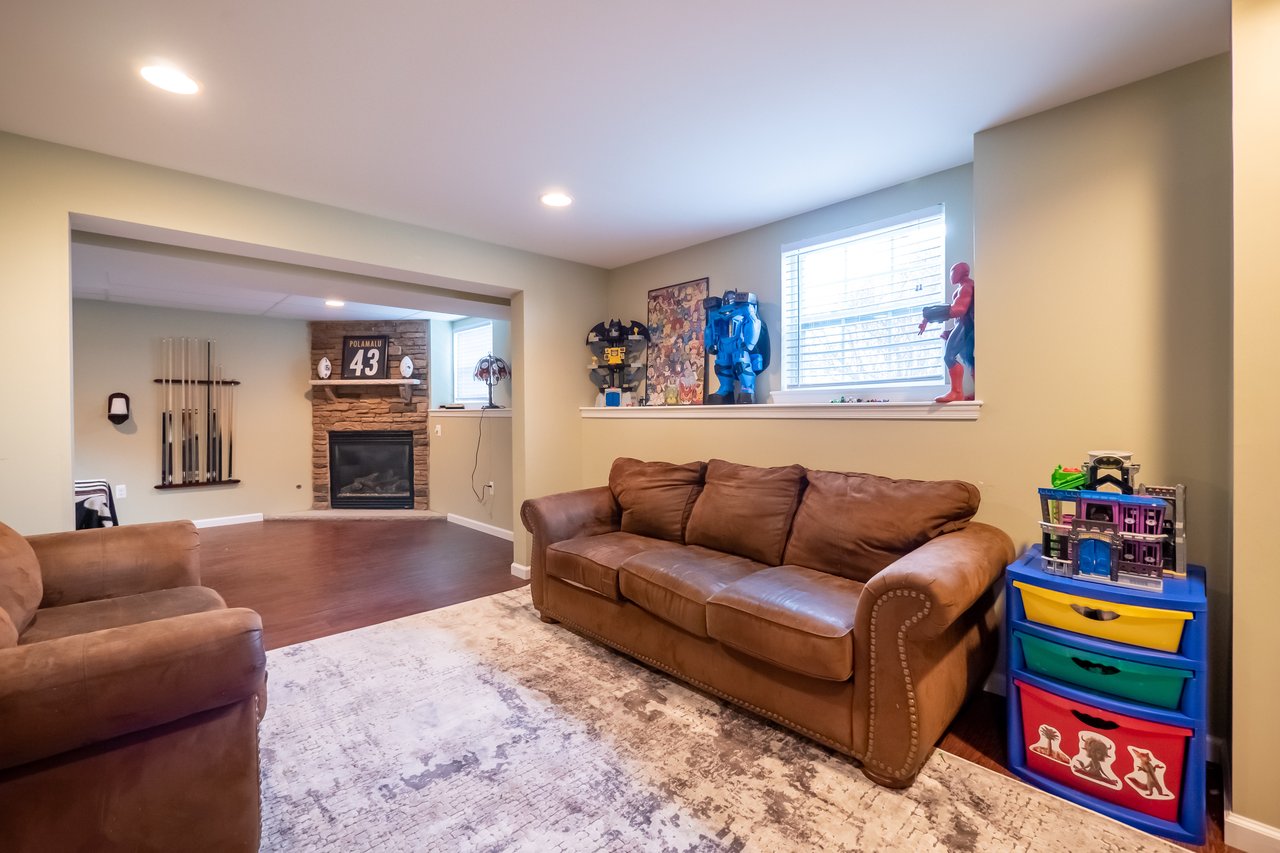 4640 Rolling Ridge Drive