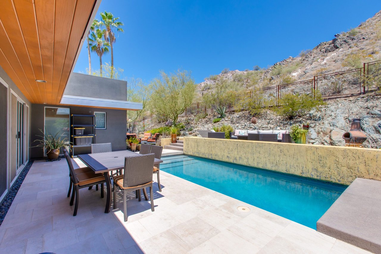 2230 E Belmont Avenue