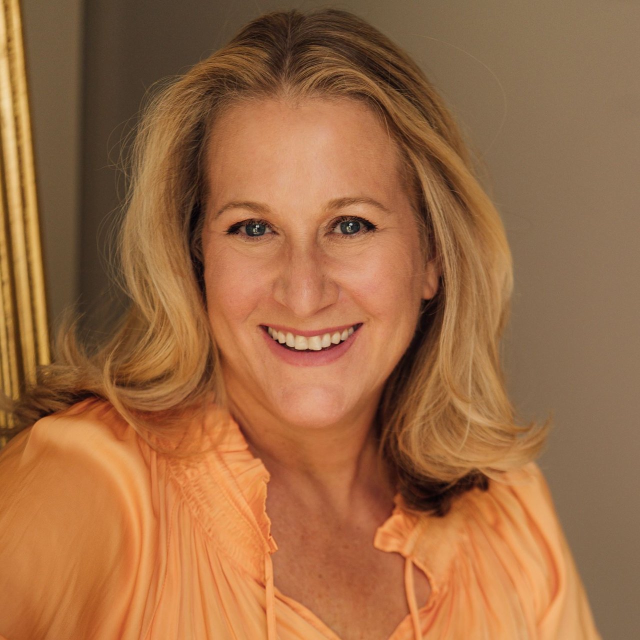 Sandra Thomas Hendersonville, NC Real Estate Agent Headshot