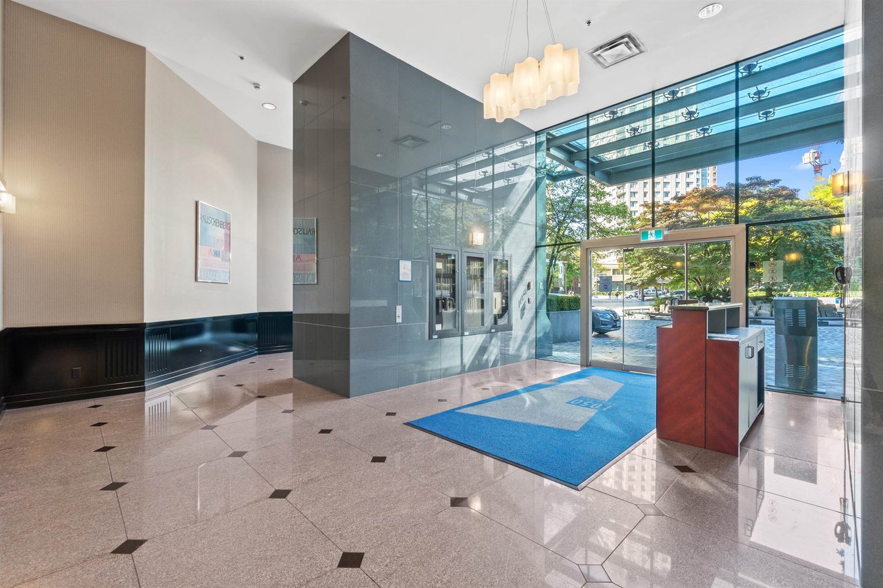 1050 Burrard St, #1807