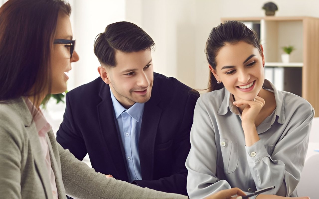Advantages of Buying and Selling Real Estate with the Right Agent