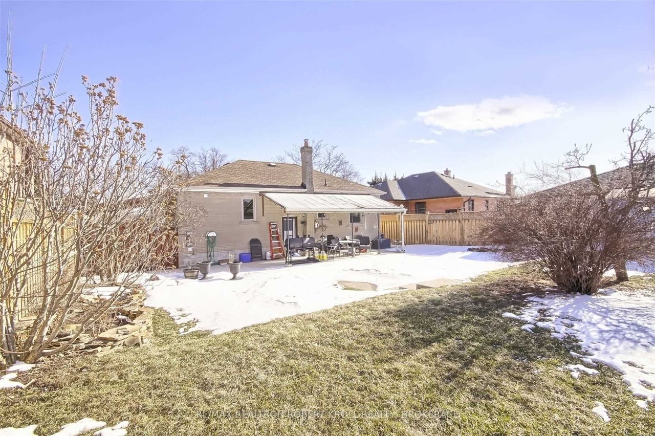 28 Flamborough Dr