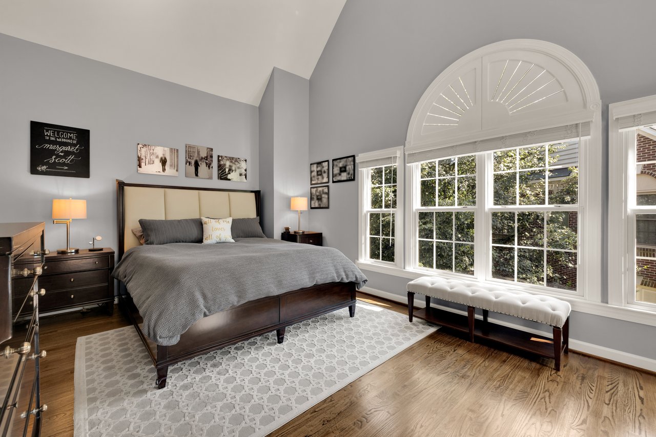 End-unit Falls Church City Townhouse