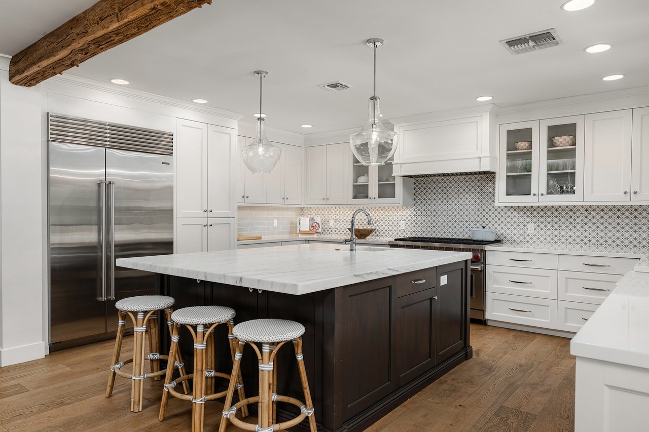 3628 N 49TH Place
