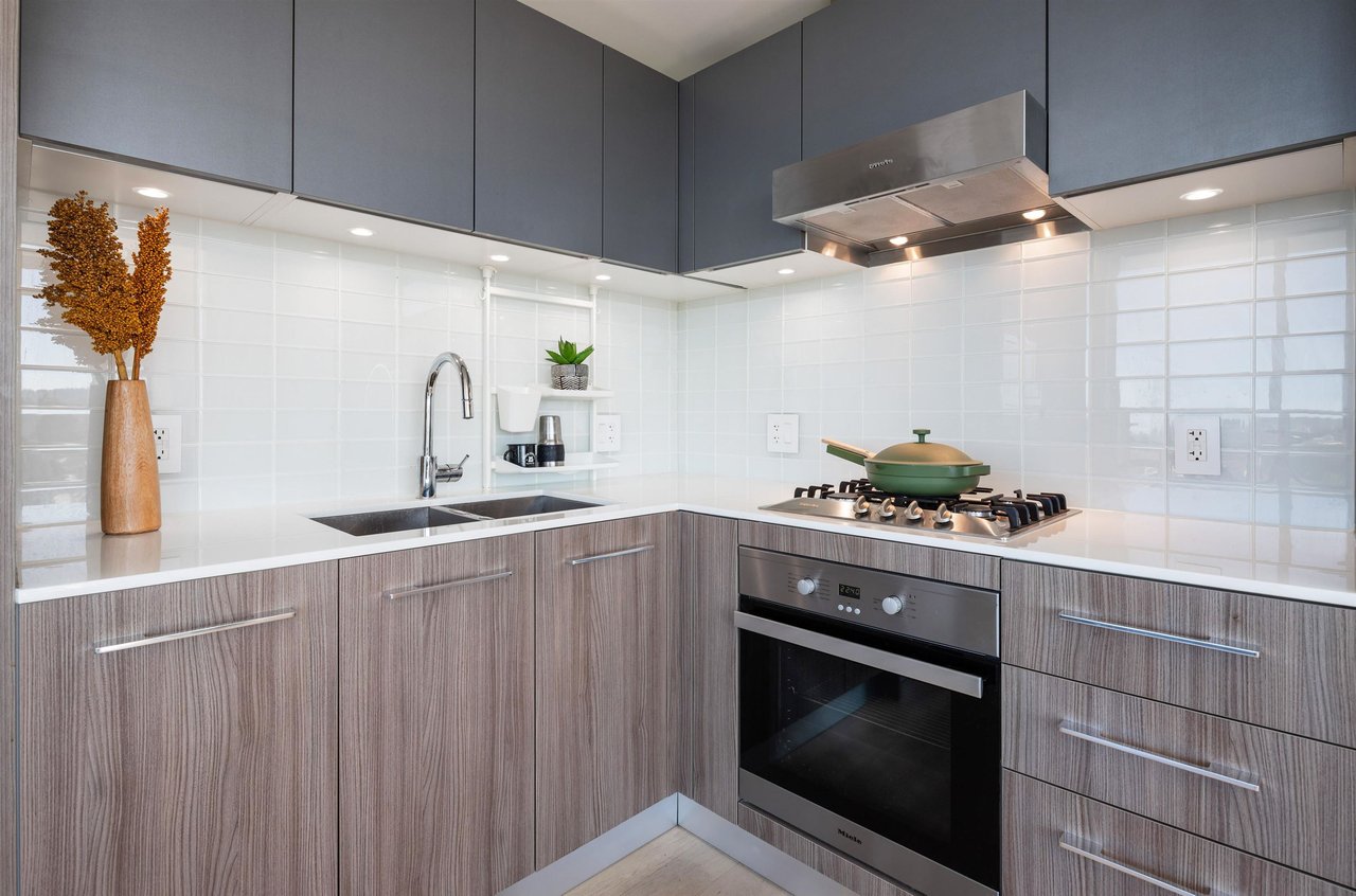 2220 Kingsway, #1509