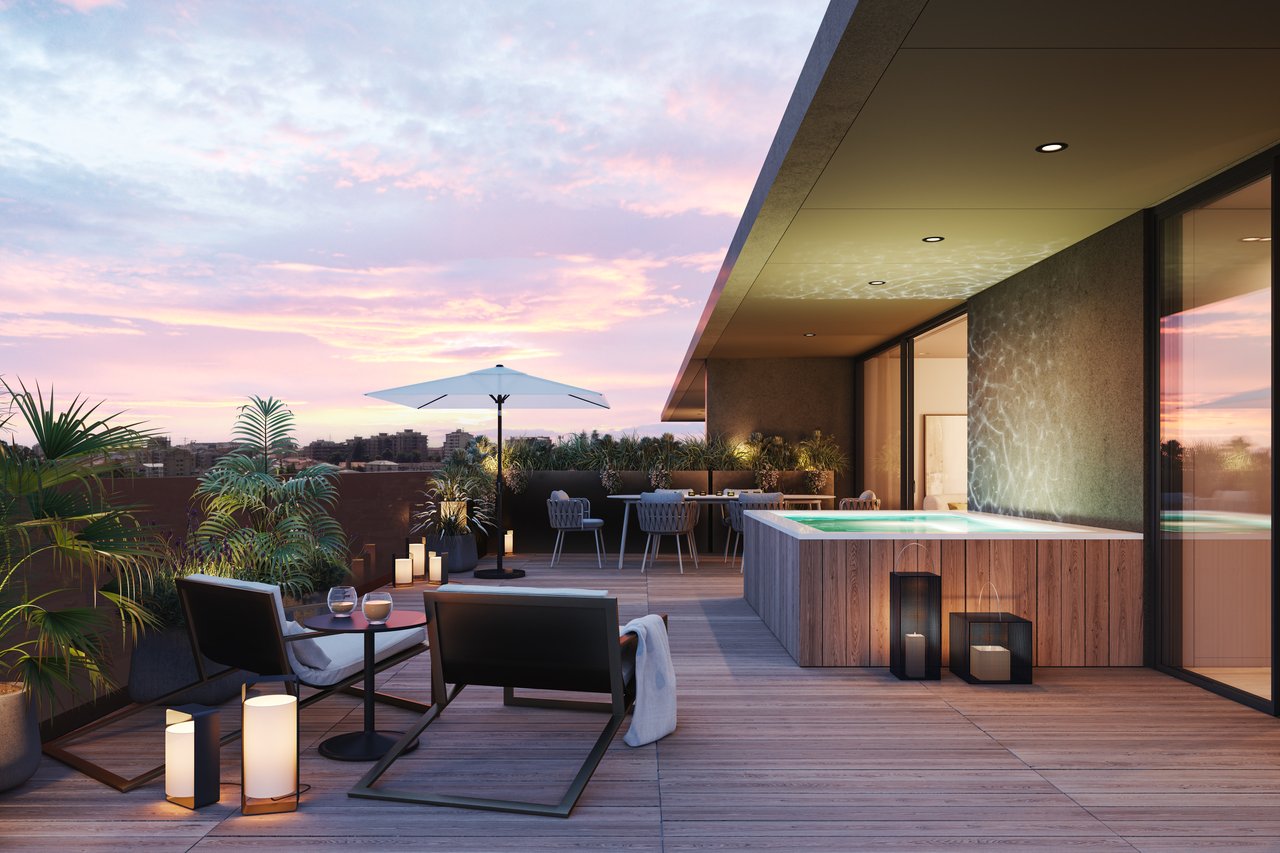 Elegant 3-Bedroom Penthouse with Private Pool and 100 m² Terrace in Maia