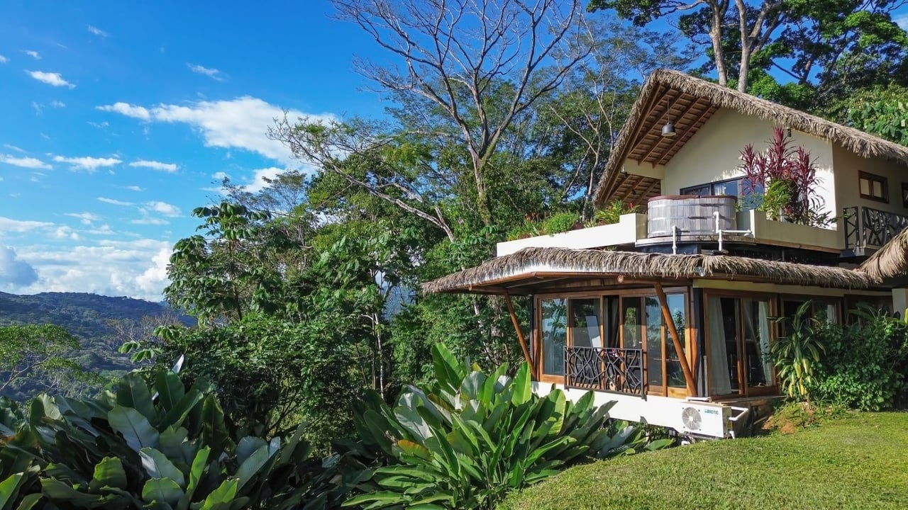 Ocean View Tropical Home, Dominical, Puntarenas