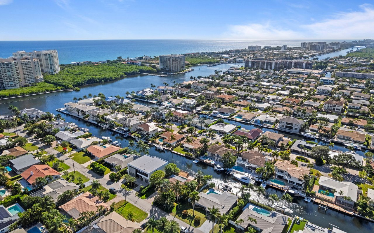 Waterfront Homes in Boca Raton, Florida: A Guide to Luxury Coastal Living