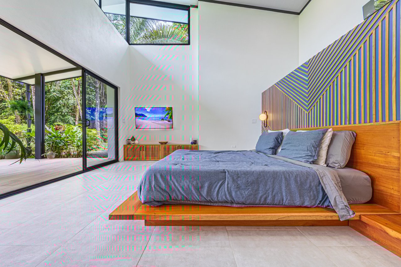 Contemporary Mountain View Villa – 5 Minutes to Playa Dominical