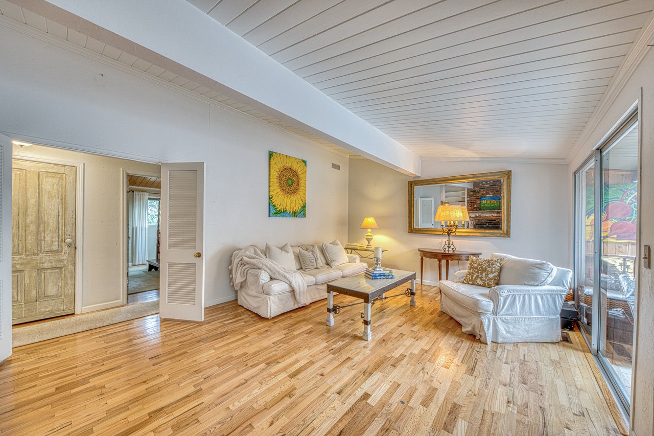26085 Carmel Hills DR , CARMEL, CA 93923