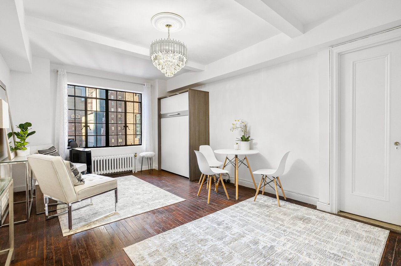 25 Tudor City Pl 1316
