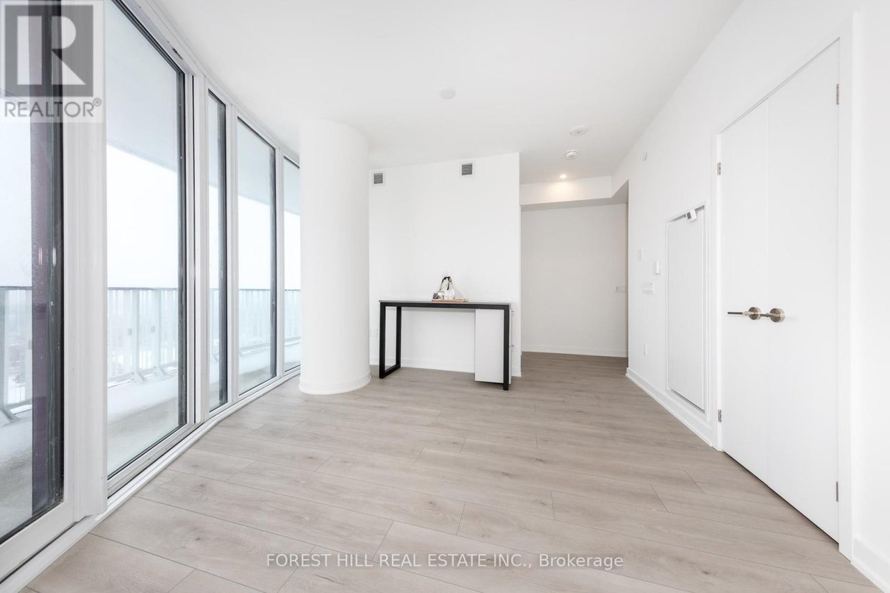 1 Fairview Rd E, #1804