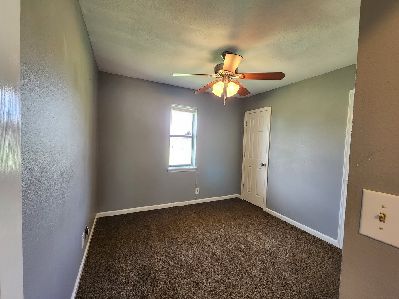 1207 Whispering Glenn Street