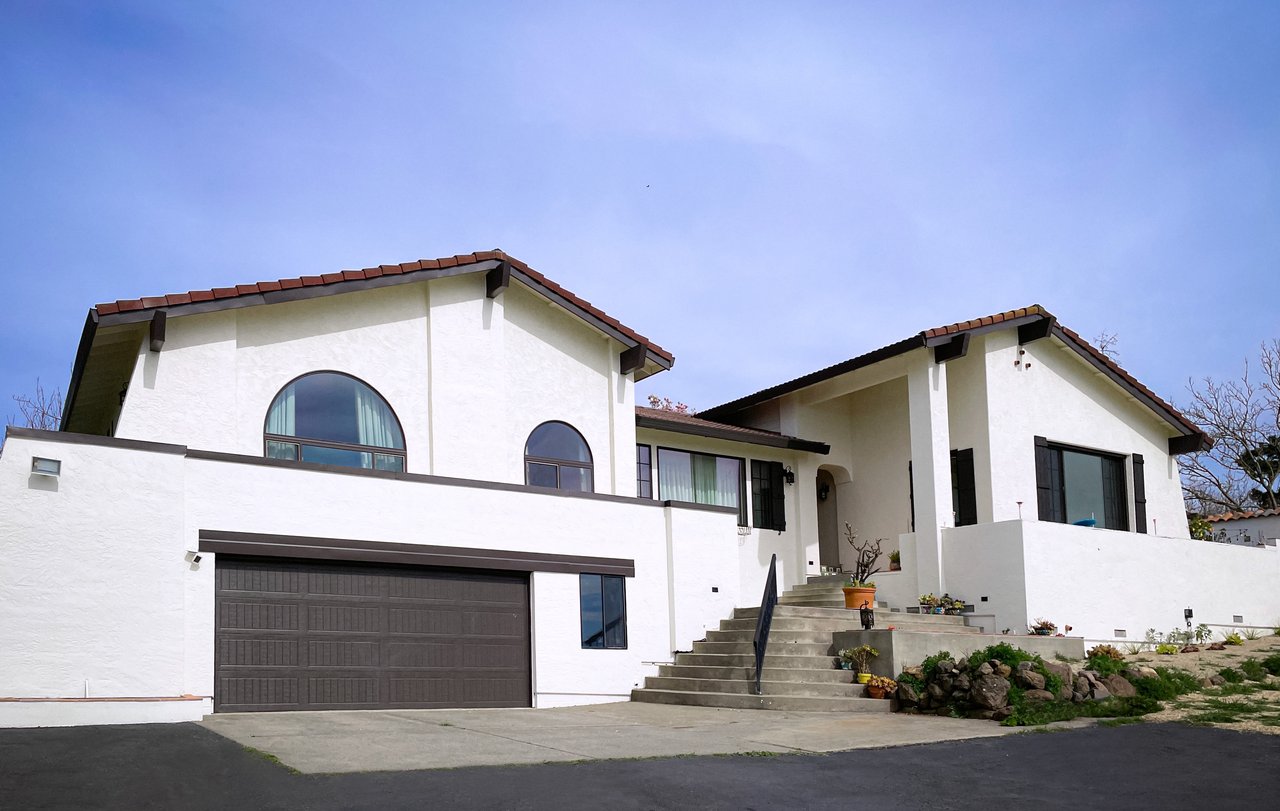 511 Sonoma Mountain Rd