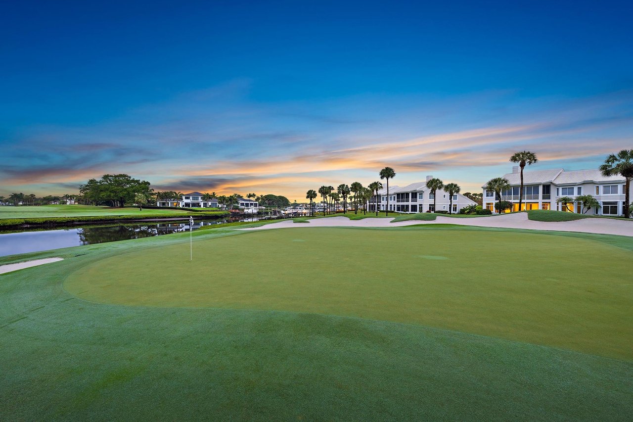 Admirals Cove of Jupiter